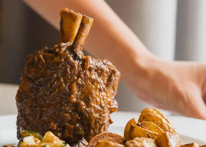 Orman Evi Brocco & Posta San Bernardino